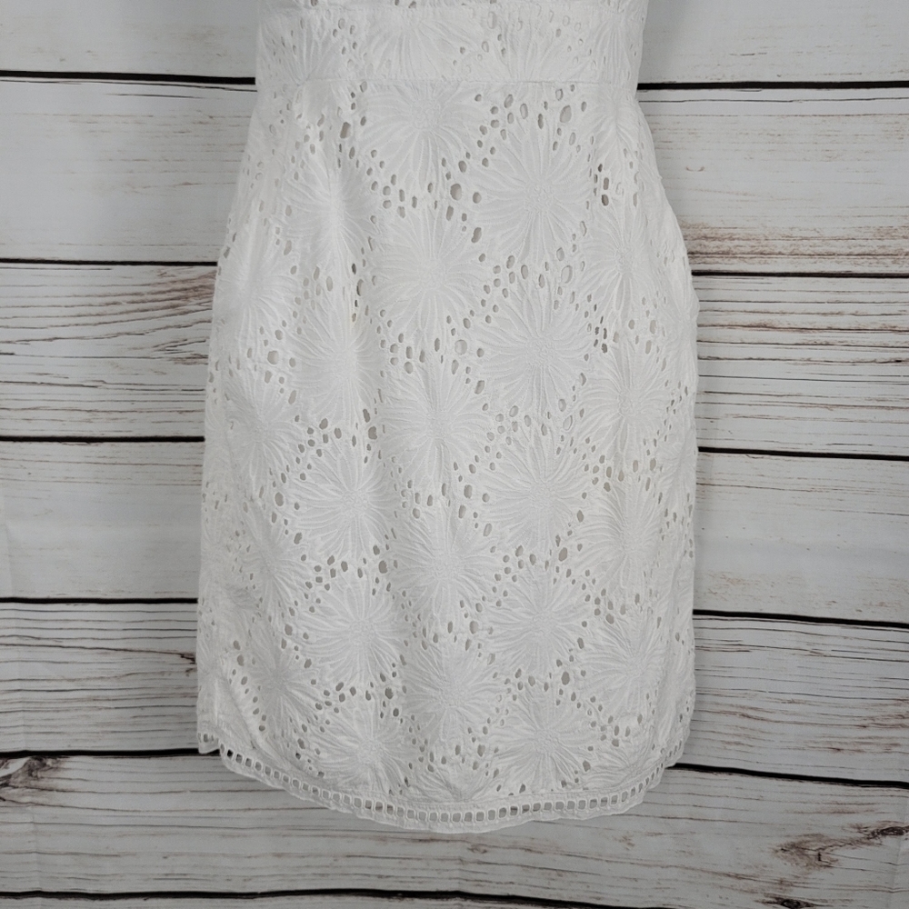 New York & Company | Strapless Eyelet Lace Dress - Picture 3 of 9